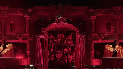 The full video of Lady Gaga performing 
