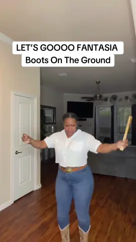 #fypシ゚viral #itssllfun #bootsontheground #linedance #trailride 