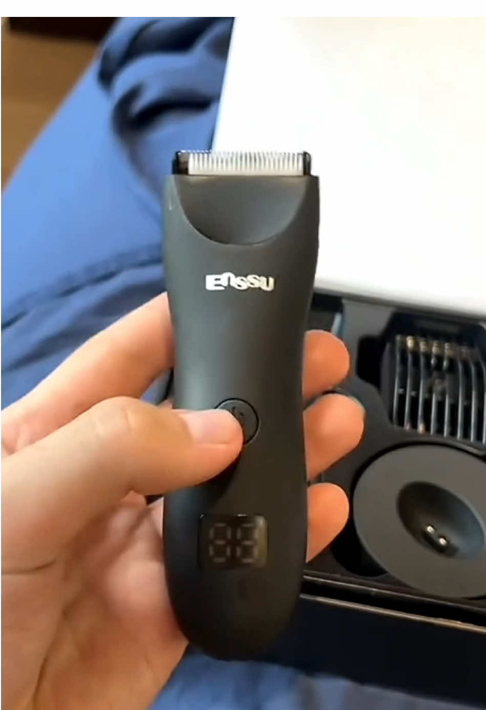 Preparem-se, senhores! Este aparador de barba e pelos corporais ideal vai deixar vocês com a melhor aparência possível!#maquina #surpresa #trimmer 
