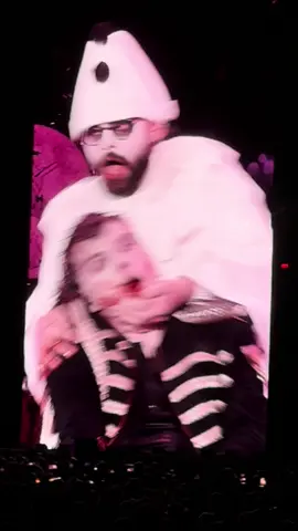 Clown using Gerard as a puppet My Chemcial Romance in Boston 9/7/25  #mychemicalromance #mcr