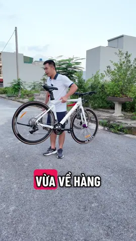 Xe đap touring #xedapthethao #xedapxdlim #xedapahiu #xedapchinhhang #xedapdua 