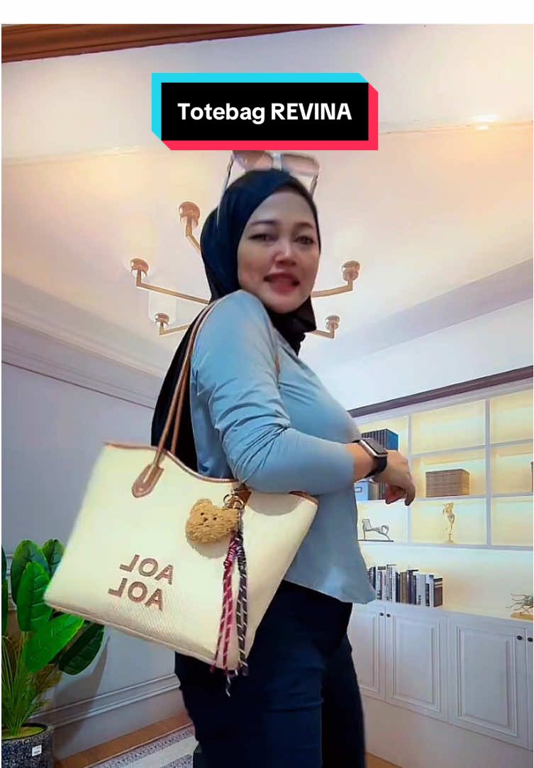 Membalas @sari aja Detail produk dan harga, bisa langsung cek dikeranjang kuning sayyy #tasaolong #bundaaolong #taswanita #totebag #TAAOLONG01 