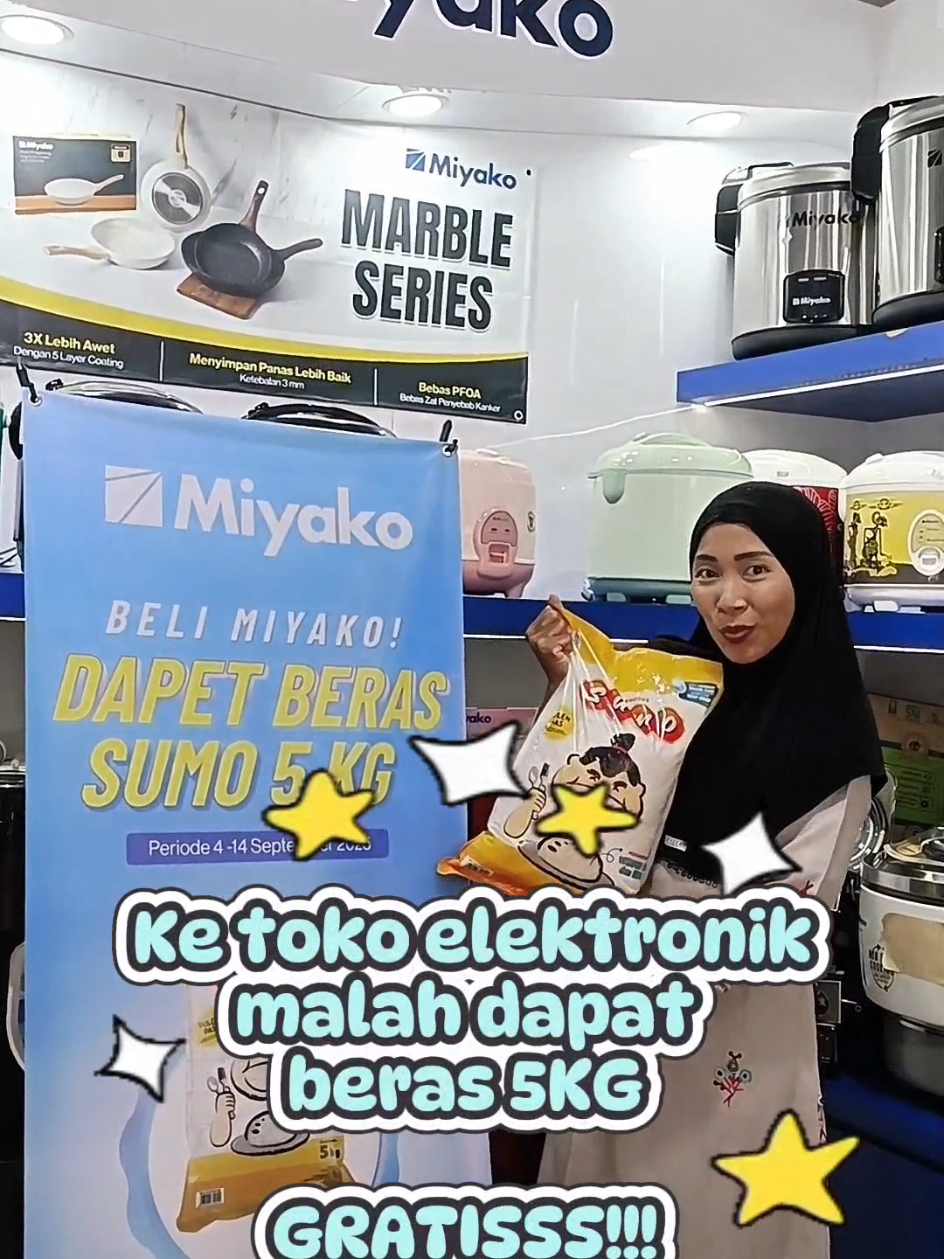 Buat apa bikin gaduh dengan minta tunjangan beras 12juta, kalo ternyata bisa dapat beras  GRATISSS!  Iya.. GRATIS beras 5kg tiap beli kipas angin, blender, rice cooker & kompor di Miyako Showroom Mayestik!  Disini produk Miyako yang dijual, super lengkap ~ mulai dari alat elektronik sampai alat memasak.  Jadi jangan lewatkan kesempatan ini ya! Khusus untuk 10orang pembeli pertama setiap harinya!  Real deal, Gapake drama! Yuk belanja best deal ke Miyako Showroom Mayestik ya!  @miyako_indonesia  #MiyakoKasihBeras #MiyakoUntukKeluarga #BeliMiyakoDapatBeras #BelanjaMiyakoLebihUntung