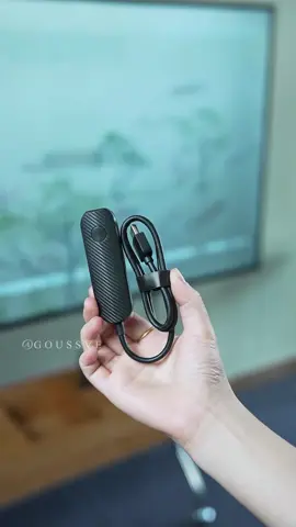 No apps, no hassle. Just plug it in and mirror your screen wire-free 👏 #adapter #wirelesshdmi #homeessentials #screenmirrorring #movienight 