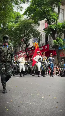 Tiktok thì luỵ vậy thôi chứ a quay về bán bánh mỳ cái có đứa nào ngó ngàng đâu