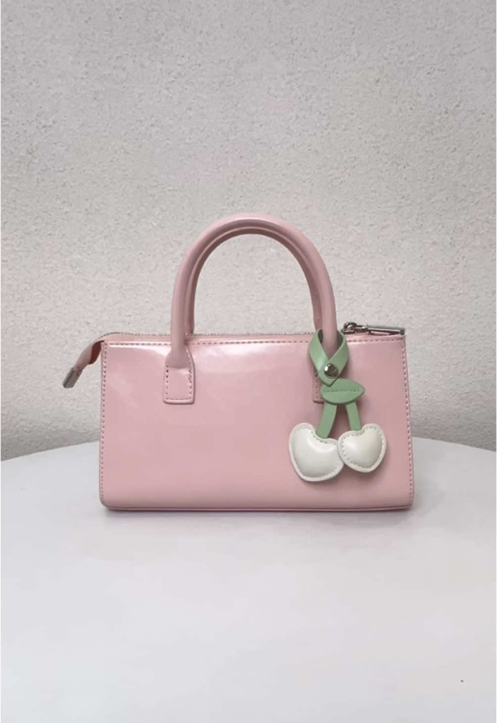 Checkout Nadien Bag udah free bag charm gemes😍🍒 #GajianSale #PromoGuncang99 #WIBGAJIAN #jimshoney #nadienbag 