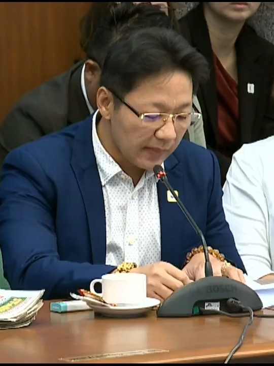 PINANGALANAN NA Sa pagdinig, isiniwalat ni Pacifico “Curlee” Discaya ang pangalan ng ilang mga opisyal ng gobyerno na nakatanggap ng “porsyento” kapalit ng pagpapatuloy ng mga proyekto. Nakalista umano sa ledger ang halaga ng cash na kanilang natanggap kabilang ang petsa nito. | via DZBB Super Radyo   #gmaintegratednews #breakingnewsph