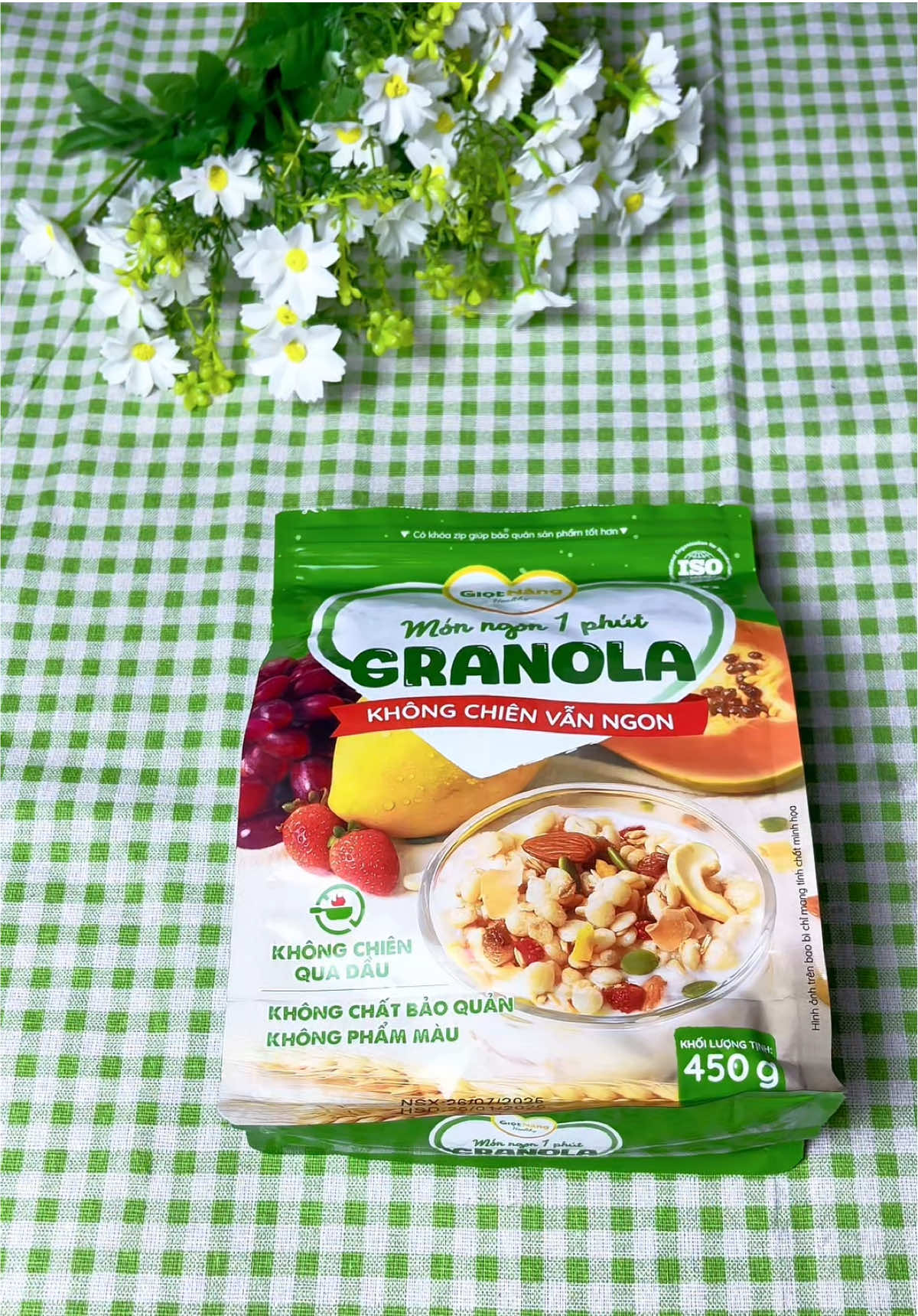 Ăn sáng ok nha, Mua ăn đi mấy bà. Granola nhà Giọt Nắng nhiều hạt với trái cây sấy lắm á #granola #hatdinhduong #traicaysay #anuonghealthy #healthy  @Tạp hóa Thị Lành  @Tạp hóa Thị Lành  @Tạp hóa Thị Lành 