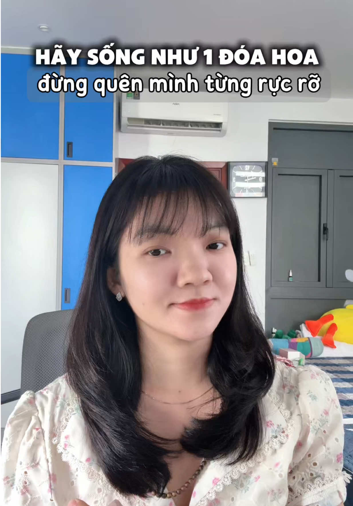 Phụ nữ à, mình còn sống là mình còn rực rỡ. bên cạnh yêu chồng yêu con thì hãy biết yêu bản thân mình nữa #mevabe #phunu #yeubanthan #hannaholala #sansale 