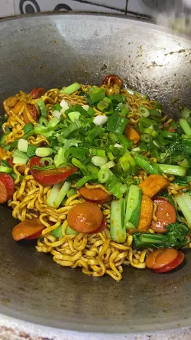 Mie goreng Jawa kids friendly 🤤 #menuhariini #menusimple #fypage 