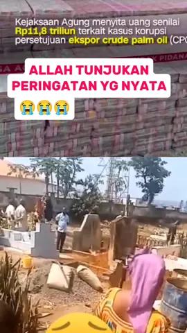 KUBURAN MENGELUARKAN API#azab#koruptor#siksa