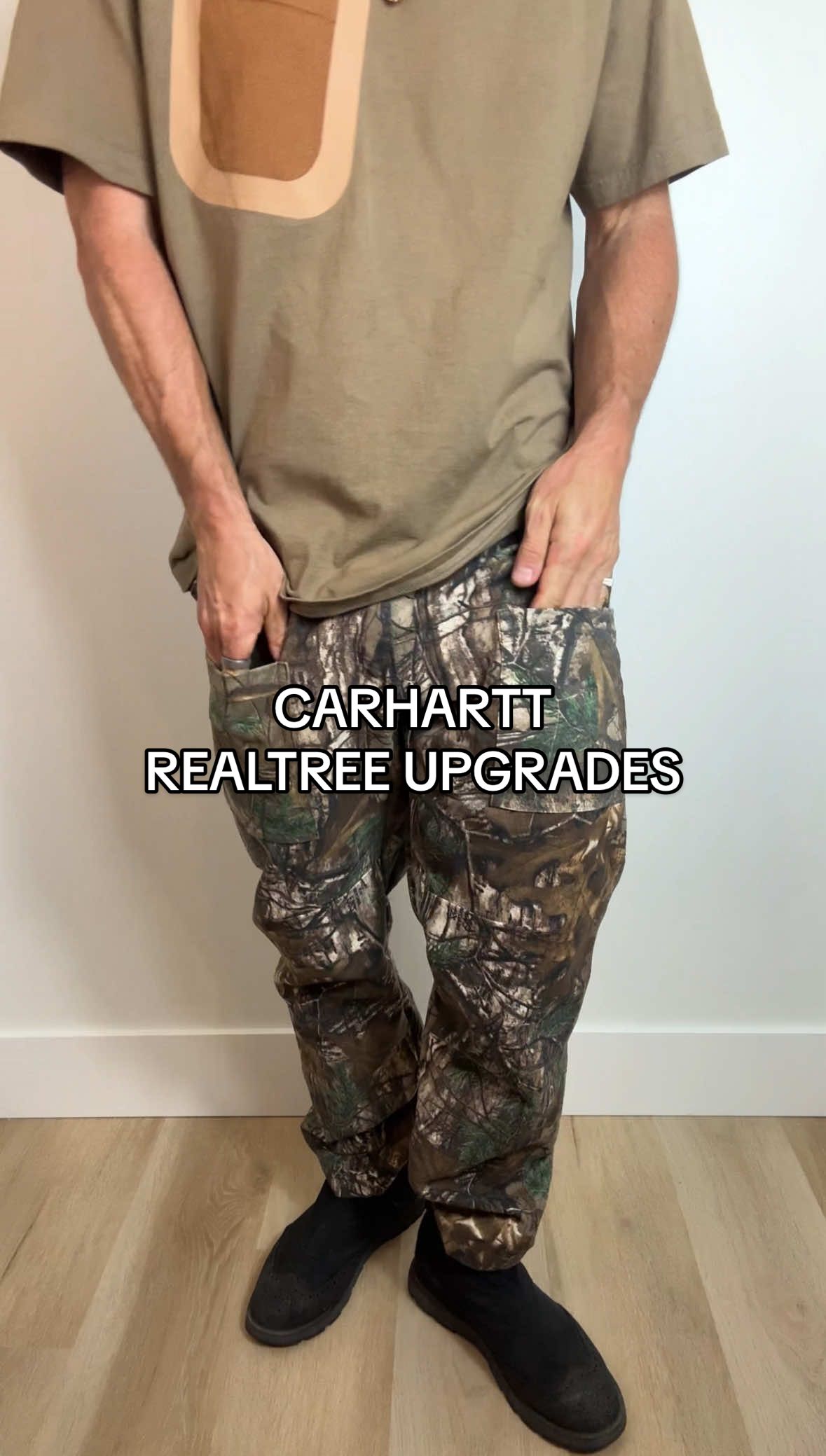 Realtree camo has become really trendy in the last year or two, but I’ve been wearing these Carhartt Realtree pants pretty much constantly since around 2018. I’ve worn out multiple pairs and since they don’t make them anymore it took me some time to find a pair that wasn’t like 3x the MSRP. This particular camo is my favourite, it’s called Xtra and I love the vibrancy of the green pine branches and photorealistic imagery. So I was sure to add as much of the pine branches in for the cargo pockets. I’m really stoked to be able to start out fresh again with a brand new pair! #camo #realtree #carhartt #camoflauge #dungaree #duckcanvas #cotton #custom #customclothes