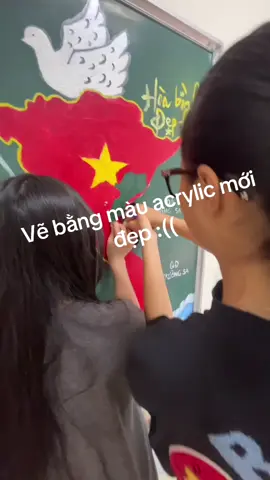 Lúc vẽ hết mình ❌ Lúc tẩy hết hồn ✅