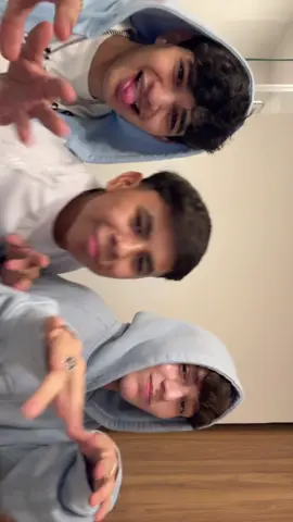 Y estos guapos y Charly #parati #fyp #tiktok @charlychivas10 @Jorge Cuéllar 