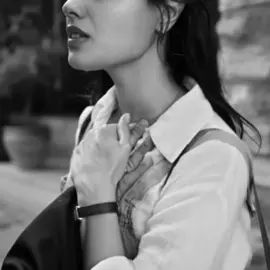 #lizgecömert #carpinti حزنتني اصلي هنا😢