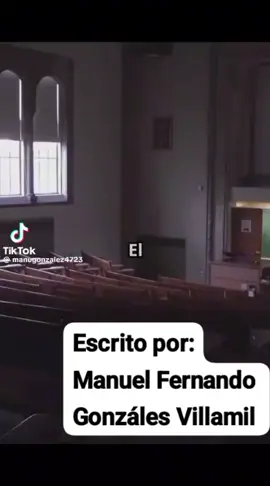 Manuel Fernando González Villamil nació en Colombia, Santiago de Cali, la sucursal del cielo, capital mundial de la salsa y de la resistencia, es profesional en Administración de empresas de la Fundación Universitaria Católica Lumen Gentium de Cali. Tiene un magíster en Ciencias Políticas y Pensamiento Contemporáneo de la Universidad Mayor de Chile y, actualmente, está estudiando un doctorado en Ciencias Políticas y Administración Pública en la Universidad de Murcia. El autor vivió en Santiago de Chile y estuvo en el estallido social que sufrió este país en octubre del año 2019. A raíz de haber presenciado dicha revolución, la indignación generalizada hacia el sistema, donde el sentimiento de injusticia se evidenciaba transversalmente en la sociedad por la violencia del modelo neoliberal y conocer precisamente este proceso, nace la pasión por escribir el porqué; la indignación, la rabia y el cansancio del pueblo chileno. 