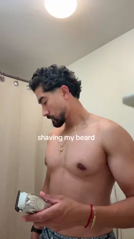 I always immediately regret this. It’ll grow back quickly ig. Songs a banger #beard #shaving #mexicano #mustache #facialhair 