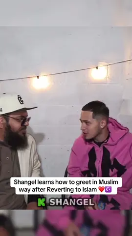 Shangel learns how to greet in Muslim way after Reverting to Islam ❤️☪️  #shangel #sheikhuthman #muslim #fyp 