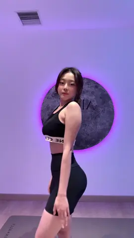 yoga fit check 😋  ⚠️fakebody 