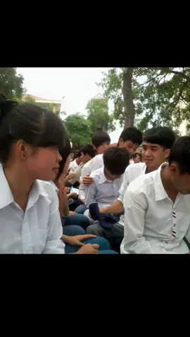 yêu từ cái nhìn đầu tiên😱#xhhhhhhhhhhhhhhhhhhhhhhh #fyp #viral #phuonghuuduong #xuhuonggggggggggggggggg 
