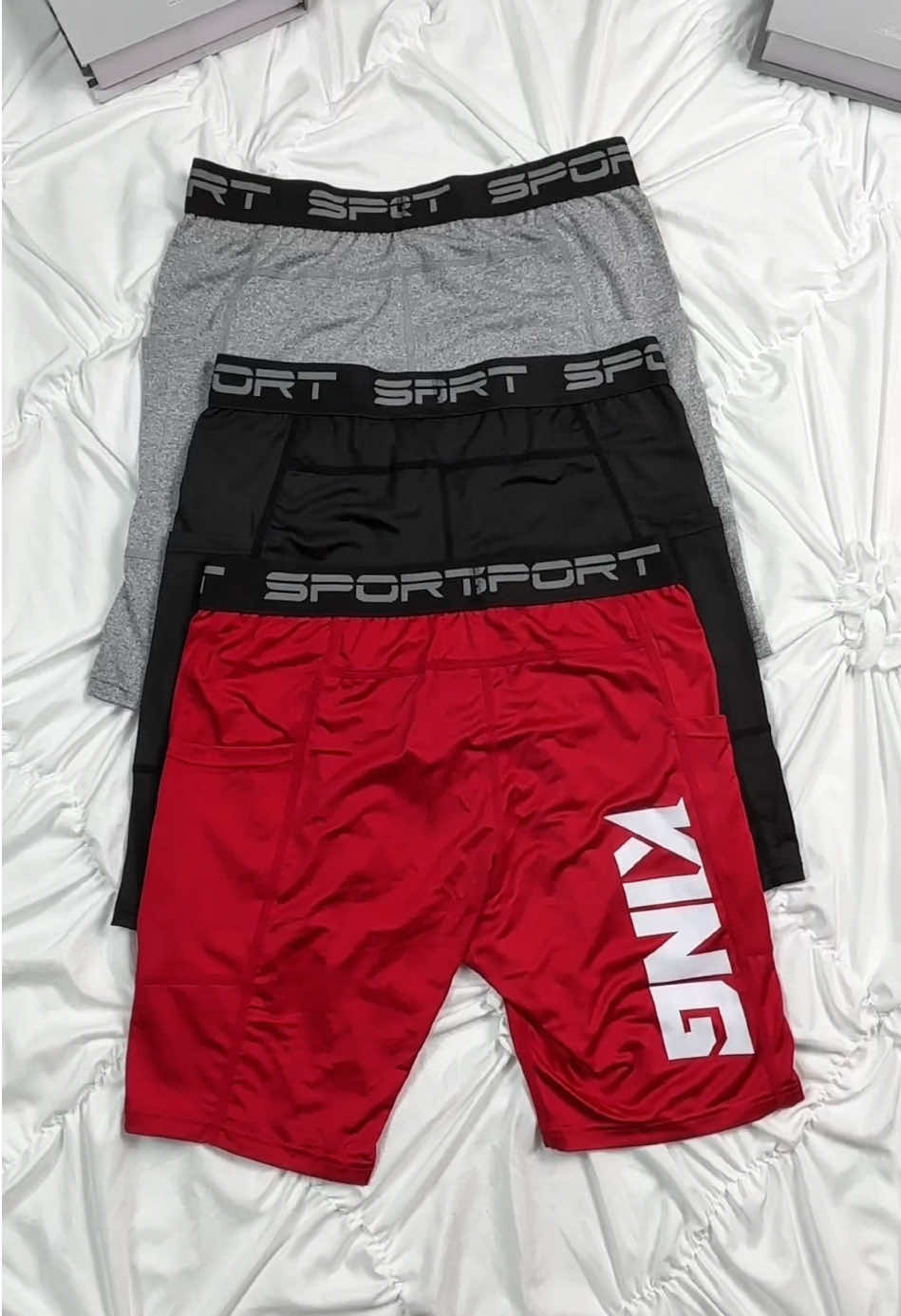 King is here 💪🏽💪🏽💪🏽 if you like welcome to click the cart and view option ~ thank you!👑👑👑 #winterfashion #sportswear #shorts #tiktokshopcreatorpicks  #tiktokshoplabordaysale #spotlightfinds#mexican  #halloween2025#halloweencostume #blackfriday 