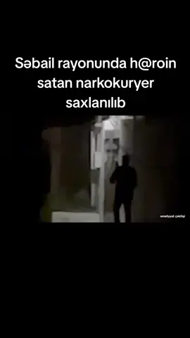 32 yaşlı əvvəllər məhkum olunmuş *Kənan Həsənov* saxlanılıb. Ondan *1 kiloqramdan* artıq yüksək təsiredici xassəyə malik narkotik vasitə olan *heroin* aşkarlanıb. #stopnarkotik #cinayet #narkotikləmübarizəbaşidarəsi #asılılıqlarınsəbəbi 