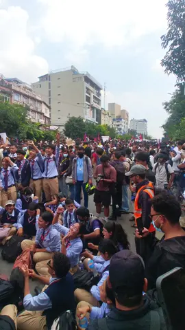 यसरी हुँदैछ जेन्जीहरूको आन्दोलन  #update #viralvideo #neb #youth #corruption 