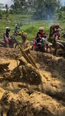 yg penting asik ..🤣🤣👍👍#JAR3 #trailadventurejawabarat #jawabaratfride🔥 