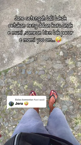 Membalas @𝙋𝙪𝙩𝙧𝙞 𝙩𝙖𝙣𝙞𝙞𝙞 gak bener kuingkee, jan ra due Wedi…  😀