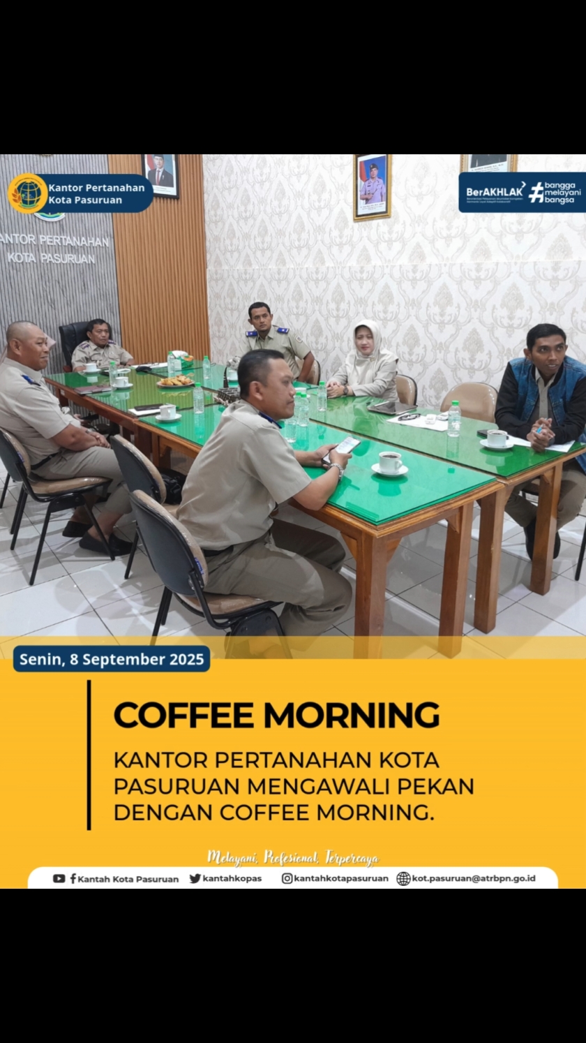 📣 Halo #SobATRBPN! Senin pagi, 8 September 2025, jajaran Kantor Pertanahan Kota Pasuruan mengawali pekan dengan Coffee Morning ☕ penuh semangat dan kolaborasi 🤝 Berbagai agenda strategis dibahas dalam suasana santai namun fokus, mulai dari progres PTSL 🏡, percepatan sertipikasi tanah wakaf 🕌, evaluasi realisasi anggaran 💰, hingga tindak lanjut terhadap program prioritas nasional 📄 Sinergi terus dibangun, komitmen terus dijaga — demi layanan pertanahan yang makin profesional, cepat, dan berdampak 💼✅ ------------------------------------------------------------------------ Ikuti Media Sosial kami : Web : kot-pasuruan.atrbpn.go.id Instagram, Youtube, Tiktok : @kantahkotapasuruan Twitter : @kantahkopas WA Hotline Pengaduan: 081110680000 #KementerianATRBPN #bpnjatim #jatimjenggiratsowansoyo #KantahKotaPasuruan #KantahKopasHebat #ATRBPNKiniLebihBaik #ATRBPNMajudanModern #MelayaniProfesionalTerpercaya
