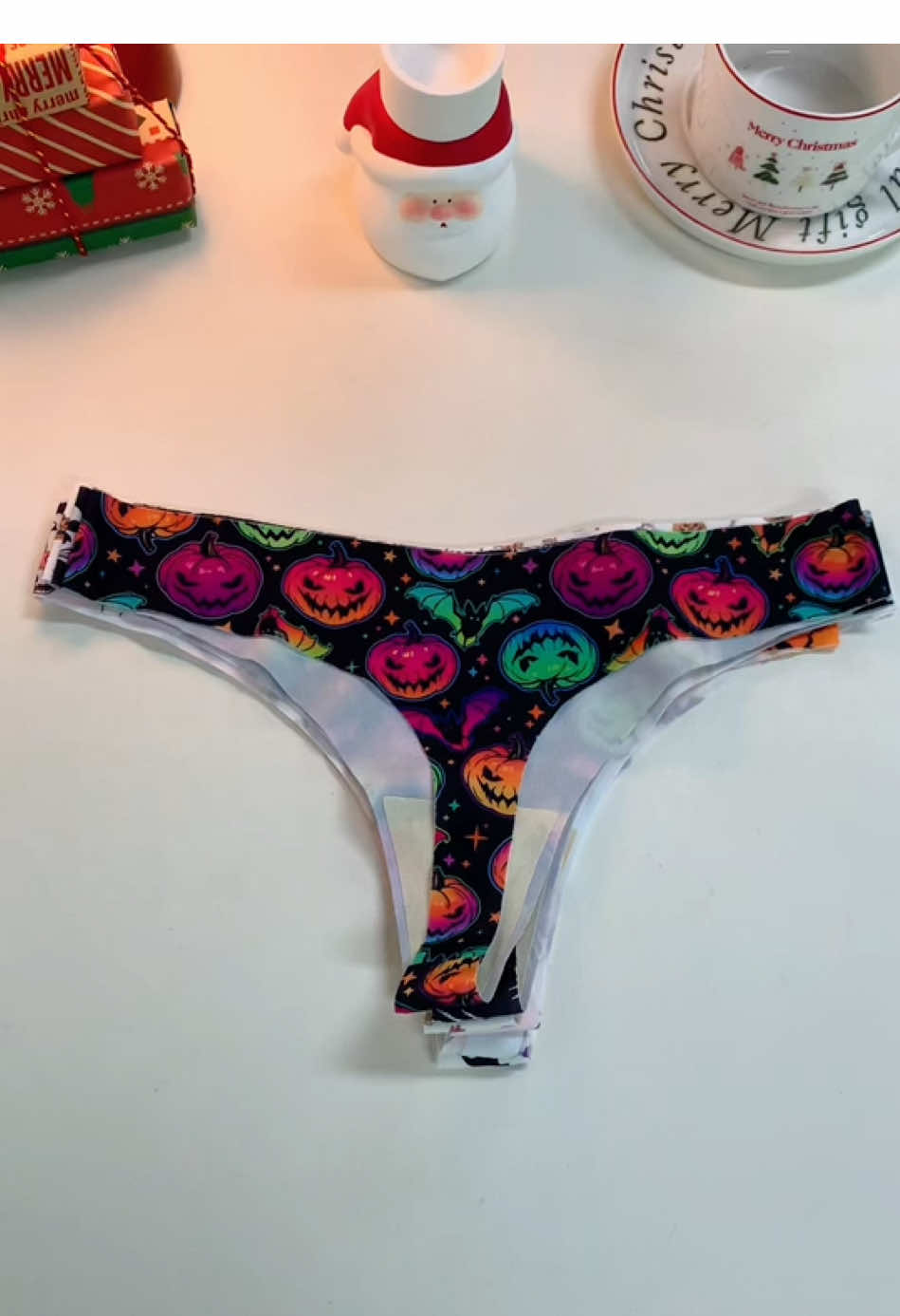 These women’s Halloween seamless thongs are so cute!!🎃👻🔥#thong #womenwear #underwear #ladies #soft #halloween #womenfashion #spotlightfinds #seamless #dailywear #cute #fyppppppppppppppppppppppp 