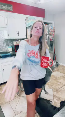 Did I hit your FYP? Say hi and let me know where your from!❤️🥰#fyp #whereyoufrom? #missouri #genx #coffeetiktok 