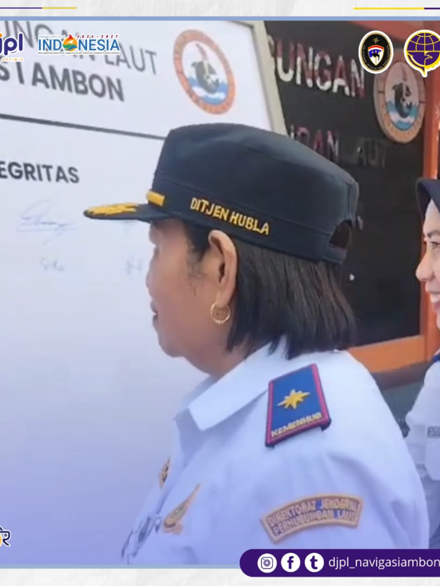 Hai #KawanLaut 🌊 Kantor Distrik Navigasi Tipe A Kelas I Ambon pada Senin, 8 September 2025. penandatanganan Pakta Integritas dilingkungan Kantor Distrik Navigasi Tipe A Kelas I Ambon.  sebagai wujud komitmen bersama dalam menjaga profesionalitas, integritas, dan semangat kerja demi pelayanan terbaik di bidang kenavigasian 🚢✨ #DisnavAmbon #Harhubnas2025 #Integritas #KawanLaut #BetaManise ‘’Bekerja Tanggap Melayani Semanis Senyuman’’ ----------------------------------------------- @kemenhub151 @djplkemenhub151 #HARHUBNAS2025 #SMRTHublaPastinya