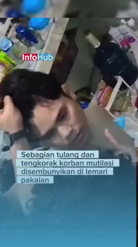 Detik2-detik Penangkapan Alvi Maulana Tersangka kasus mutilasi, Alvi Maulana, ditangkap di rumah kosnya, di kawasan Lakarsantri, Surabaya, Sabtu (6/9) atau beberapa jam setelah penemuan potongan daging manusia di kawasan Sendi, Pacet. Warga Dusun Aek Paing Tengah, Desa Aek Paing, Rantau Utara, Labuhanbatu, Sumatera Utara tega menghabisi nyawa kekasihnya sendiri, Tiara Angelina Saraswati (25) dengan pisau dapur berukuran kecil. Ia menancapkan pisau itu tepat di leher Tiara lalu membopongnya ke kamar mandi. Di kamar mandi inilah, leher Tiara dipotong. Lalu diteruskan ke kedua tangan lalu menjalar ke bagian tubuh yang lain. Yang lebih sadis lagi, beberapa tulang kekasihnya itu diremukkan dengan sebuah tang menjadi bagian sangat kecil. #beritatiktok  #headlinenews #beritaviral #infolamongan #peristiwa 