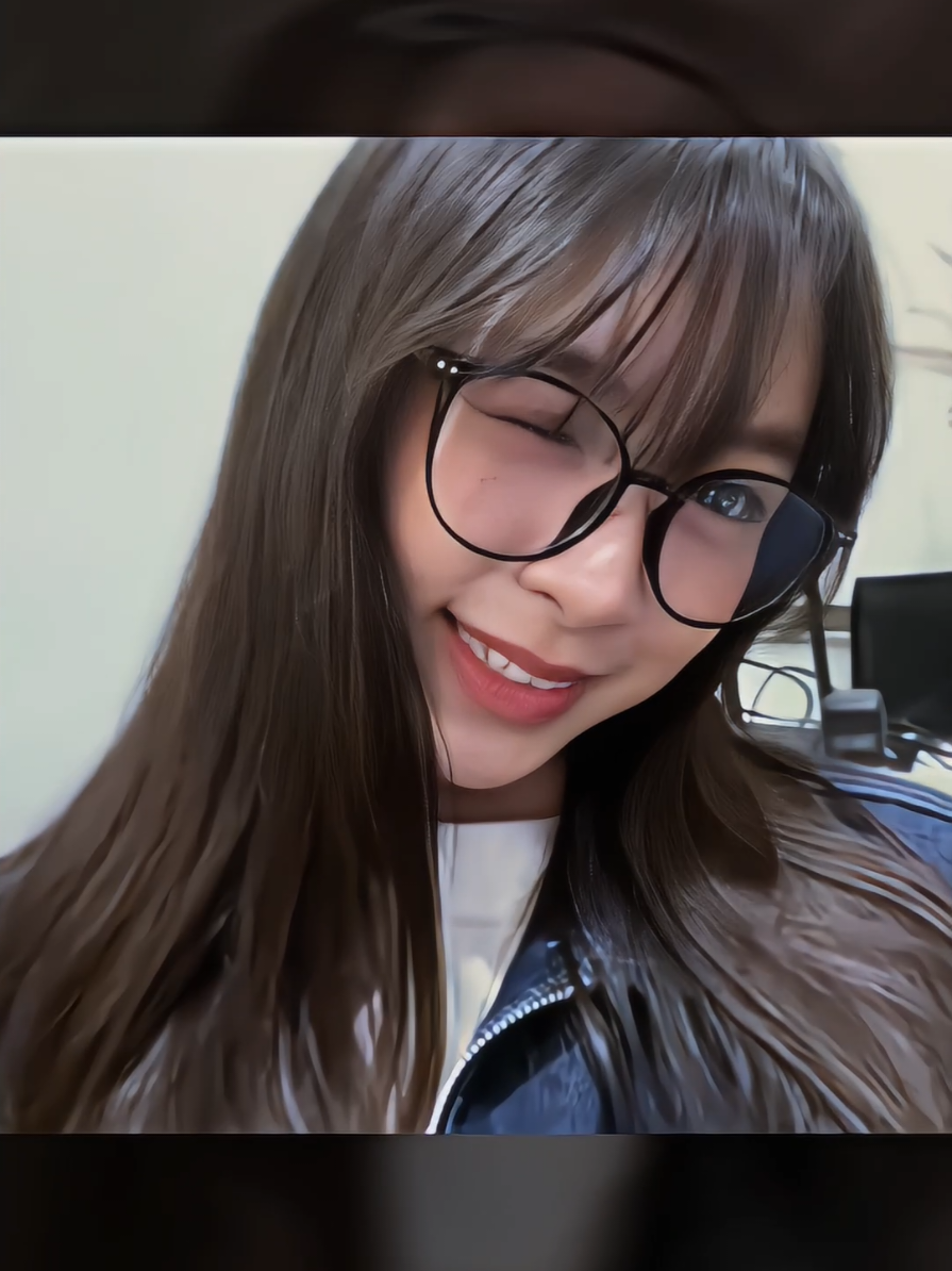 Dia kek ngedipin gw, tapi beda Agama😖 #lilyjkt48 #hillaryabigail #jkt48newera #fyp #vendlynn 
