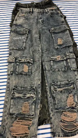 These cargo jeans are so cute 🥹 #cargopants #tiktokshop #foryou #fallfreshness #cargojeans 