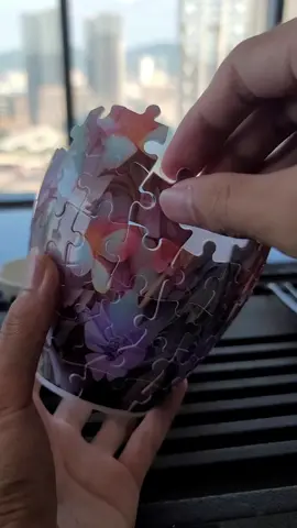 Would you choose this puzzle vase for a cozy weekend activity?#puzzlevase #homedecor #puzzles #christmasgiftideas #vase 