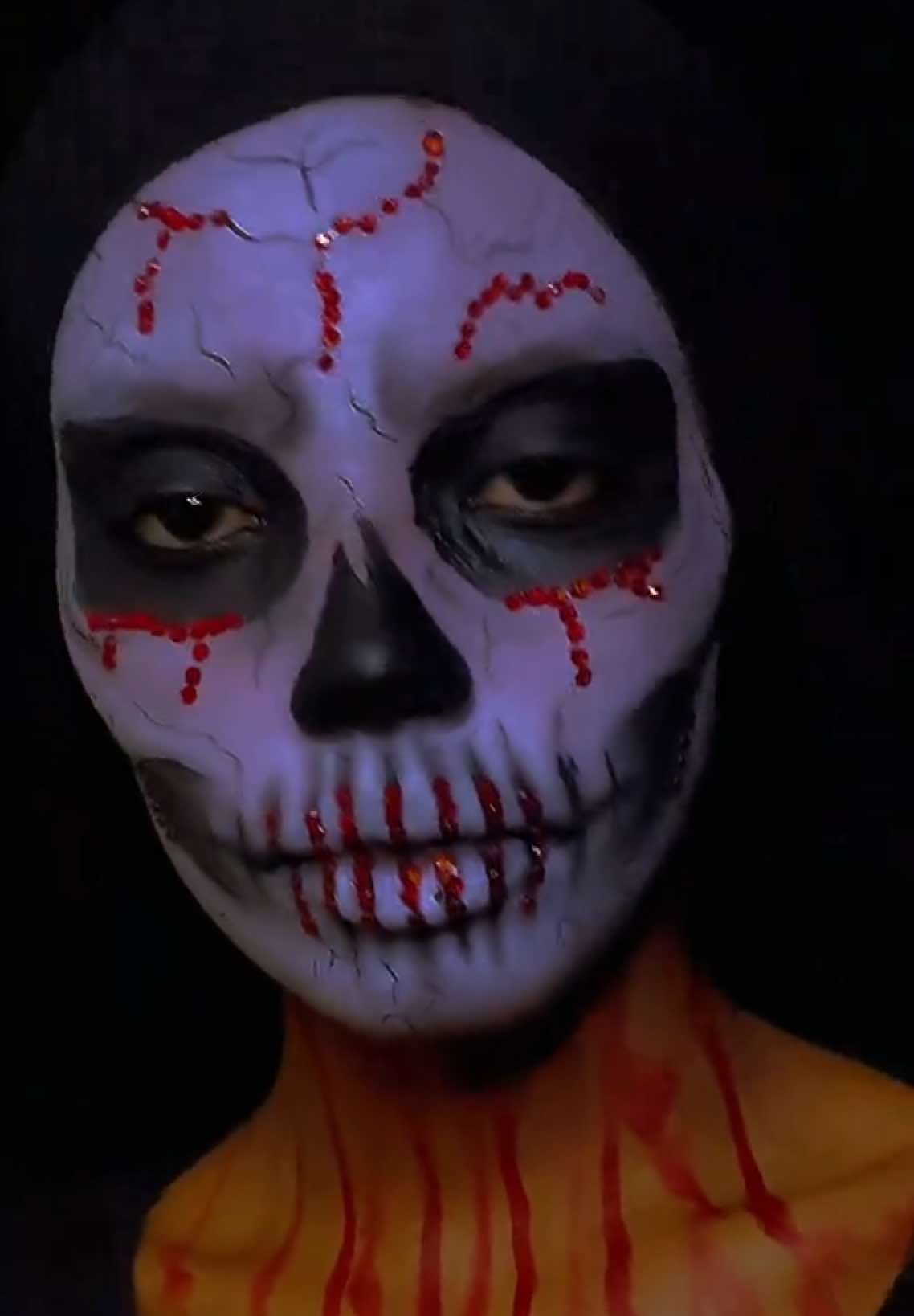 #fyp #makeuptransformation #trendingvideo #creativemakeup #makeup 