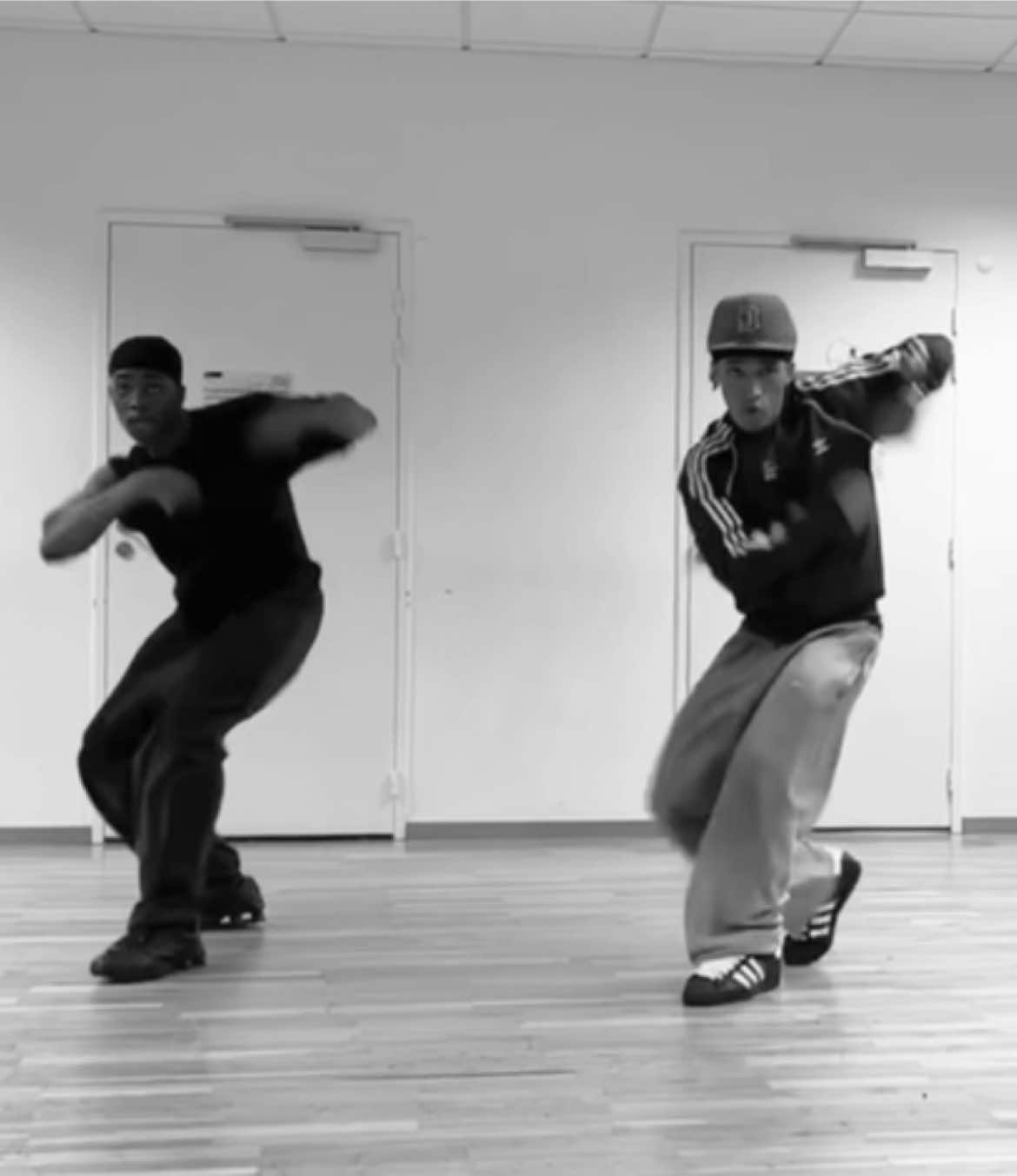 W/@Shayan 🏄🏽‍♂️ (🧠:@⚡️KINGHLEY⚡️ ) #dance #afrodance 
