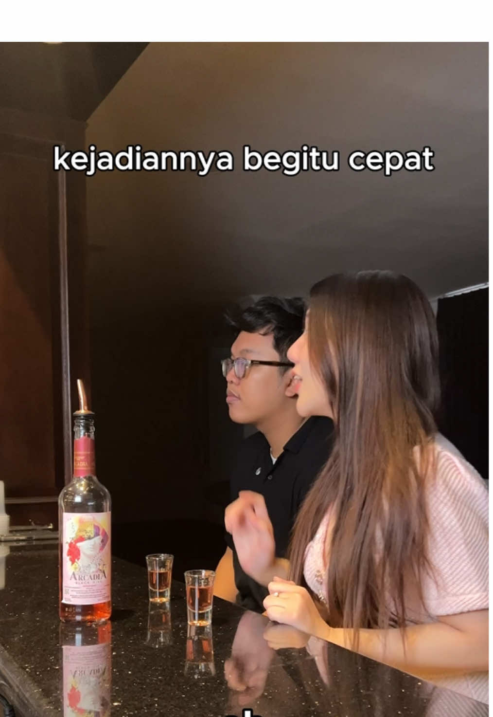 Kejadiannya begitu cepat ⏩ Tiba tiba Arcadia hilang ditempat🪄🎩 #AnggurArcadia #Arcadia #AnggurLychee #MinumanAnggur #Arcadians