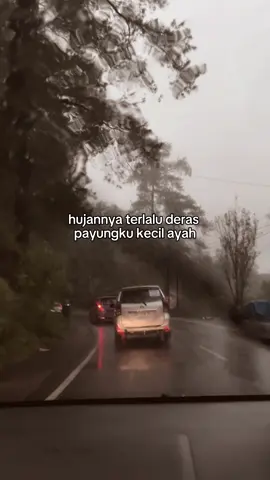 Payungku terlalu kecil ayah 🥀 #masukberanda #qoutes #katakata #fypviraltiktok #selfreminderquotes 