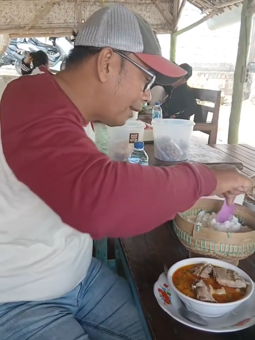 Kate mentok tuna Tuban, empuk daginge enak rasane. lokasi : desa tuna, kecamatan Semanding, Tuban #fyp #tuban #kuliner #nikmat 