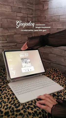Turn your ipad to a mini laptop with this goojodoq wireless magic keyboard✨ #magickeyboard #goojodoq #ipad #ipadaccessories #keyboard 