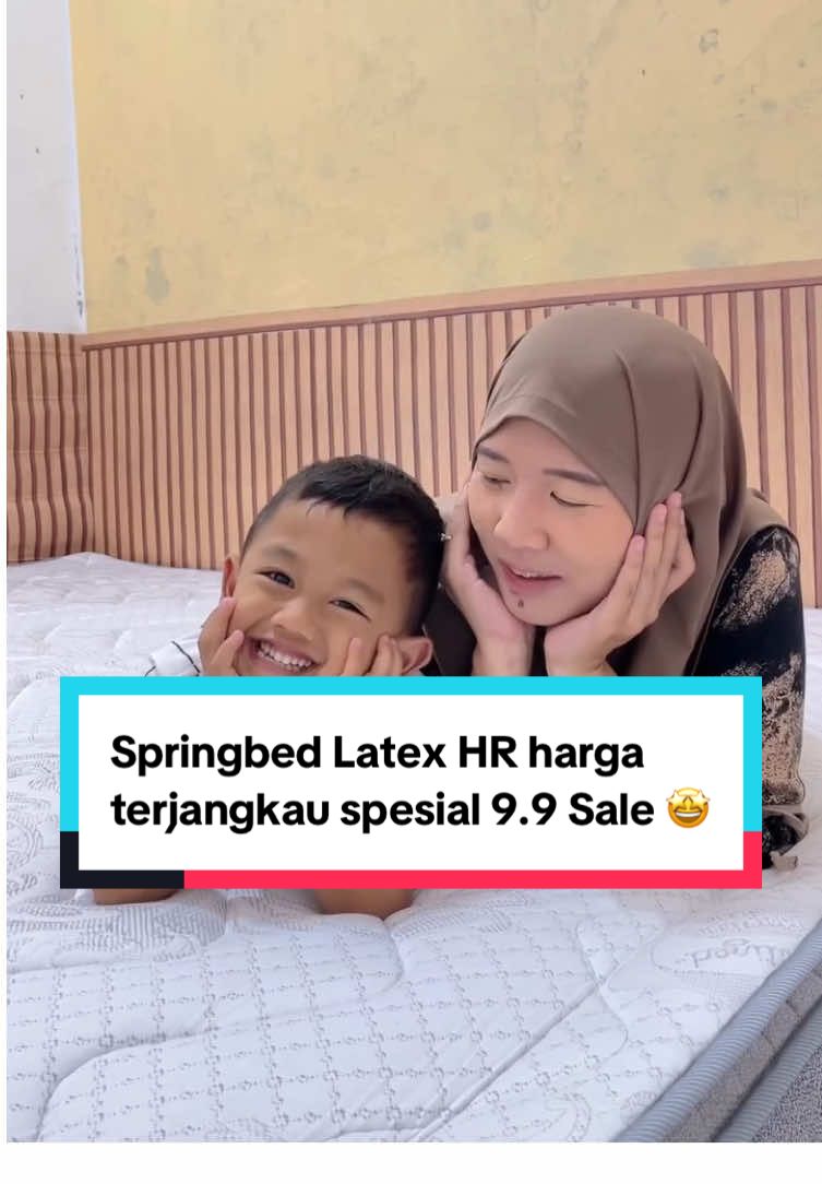 Buat kamu yang punya toddler, kasur Pocket Spring Latex HR Single Pillowtop dari Uniland Sleep adalah jawabannya. Nyaman, aman, dan siap nemenin tiap tidur si kecil lebih nyenyak setiap harinya 😊 ________ #UnilandSleep #kasurnyaman #kasurUniland #fyp #goodmattress 