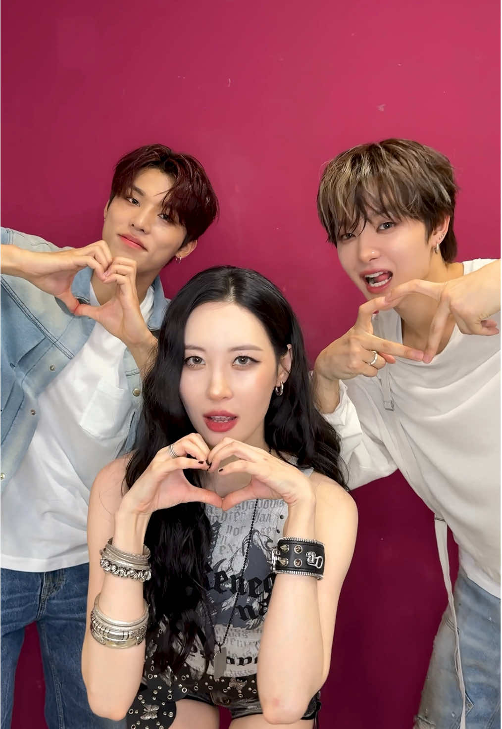 좀 더 끝까지 yeah, yeah, yeah🤟 #JIHOON #PARKJEONGWOO 가 있잖아 난💙 SUNMI Digital Single 【BLUE!】 🎧 lnk.to/SUNMI_BLUE #SUNMI #BLUE #TREASURE @yg_treasure_official 