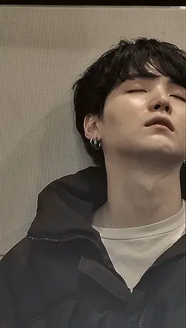 sehat sehat yah Yoon terimakasih sudah bertahan sampai sekarang,mari kita tetap berjalan bersama kedepannya 🥹🫴🏼 #yoongi #suga #bts #army #foryoupage 