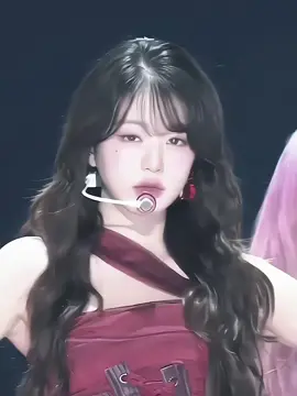 red dress #jangwonyoung #wonyoungedit #ive #wonyoungive 