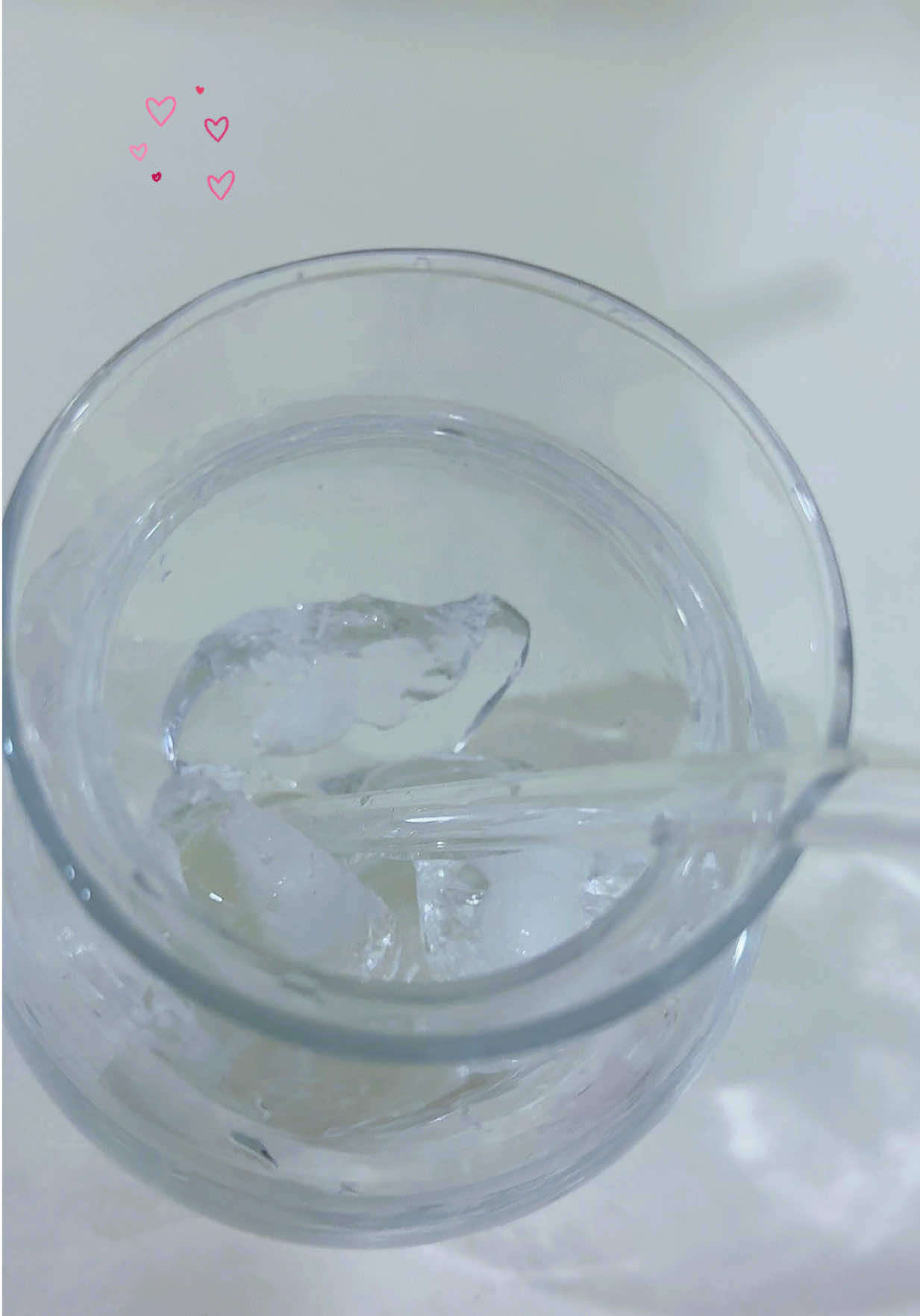 حبك غير حياتي 🥹🩷🫶🏼#explore #meme #youtube #tiktok #تصويري 