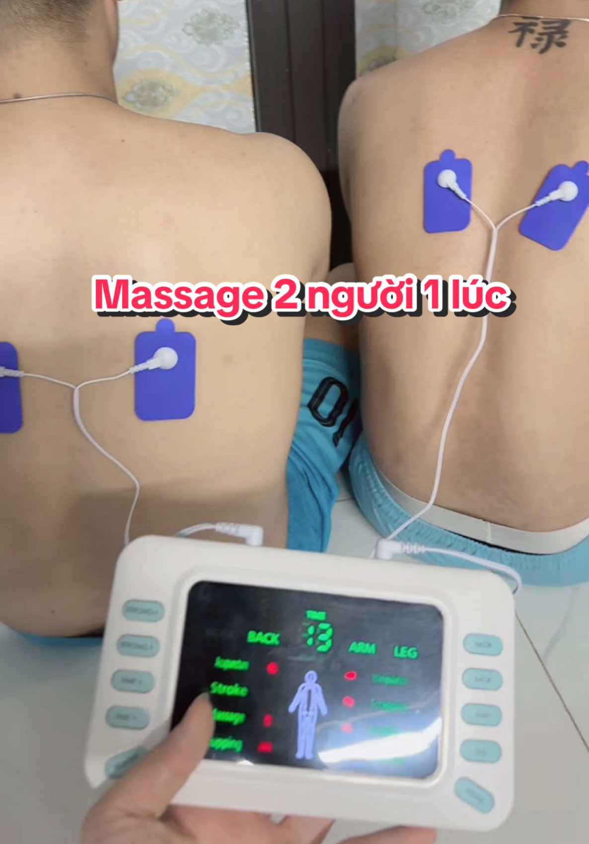 Máy massage xung điện Z311 dùng cho 2 người cùng 1 lúc. Giảm đau lưng, cột sống, nhức mỏi cổ vai gáy #maymassagecamtay #maymassagetoanthan #daulung #covaigay #z311 