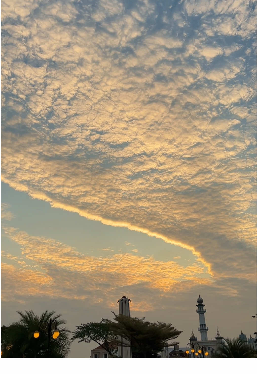 sunset di kota pasuruan #pasuruan24jam#pasuruanjawatimur#fyppppppppppppppppppppppp#sunset#babycomehome2valentines 
